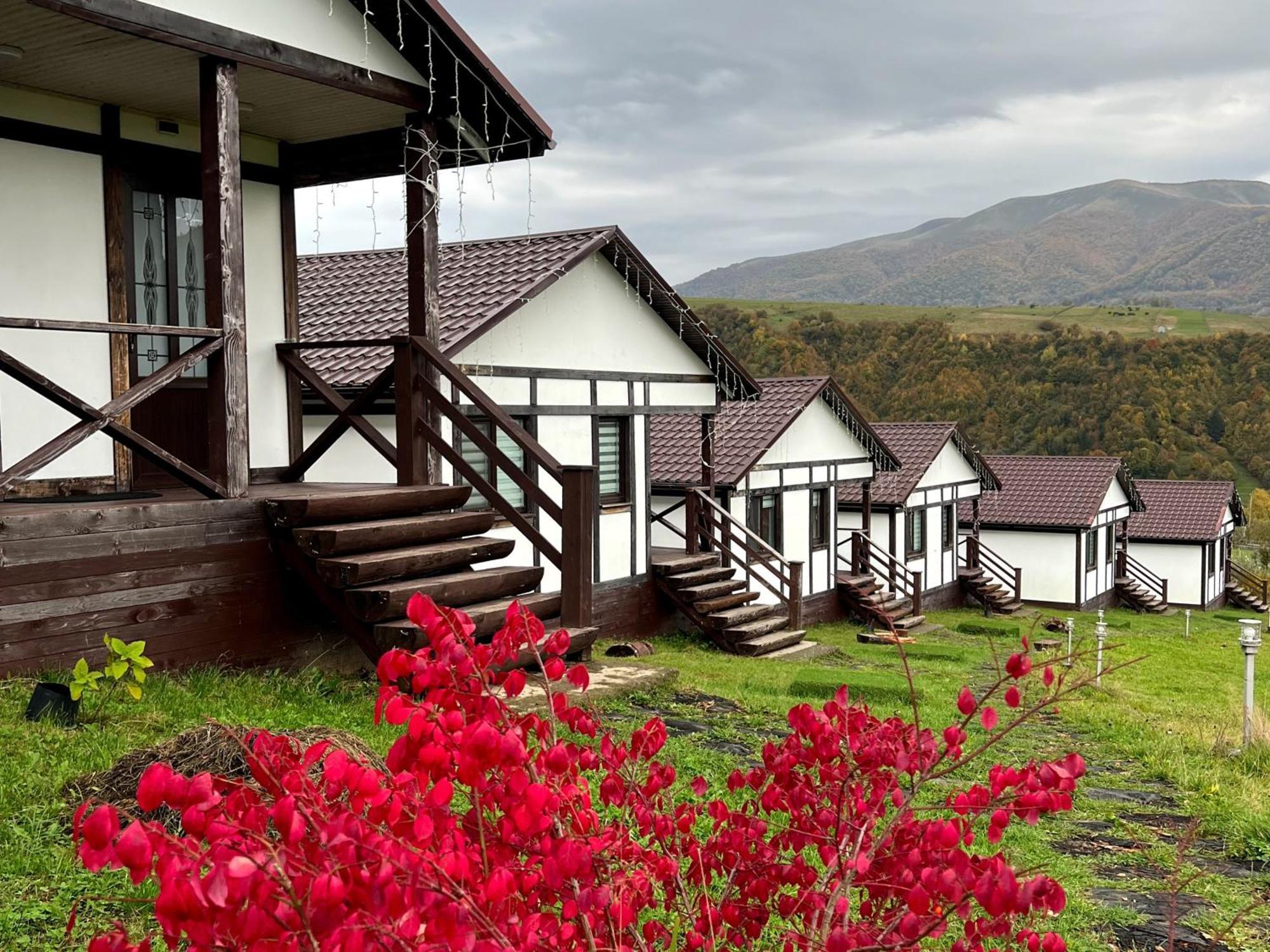 Kolochava Eco Resort エクステリア 写真