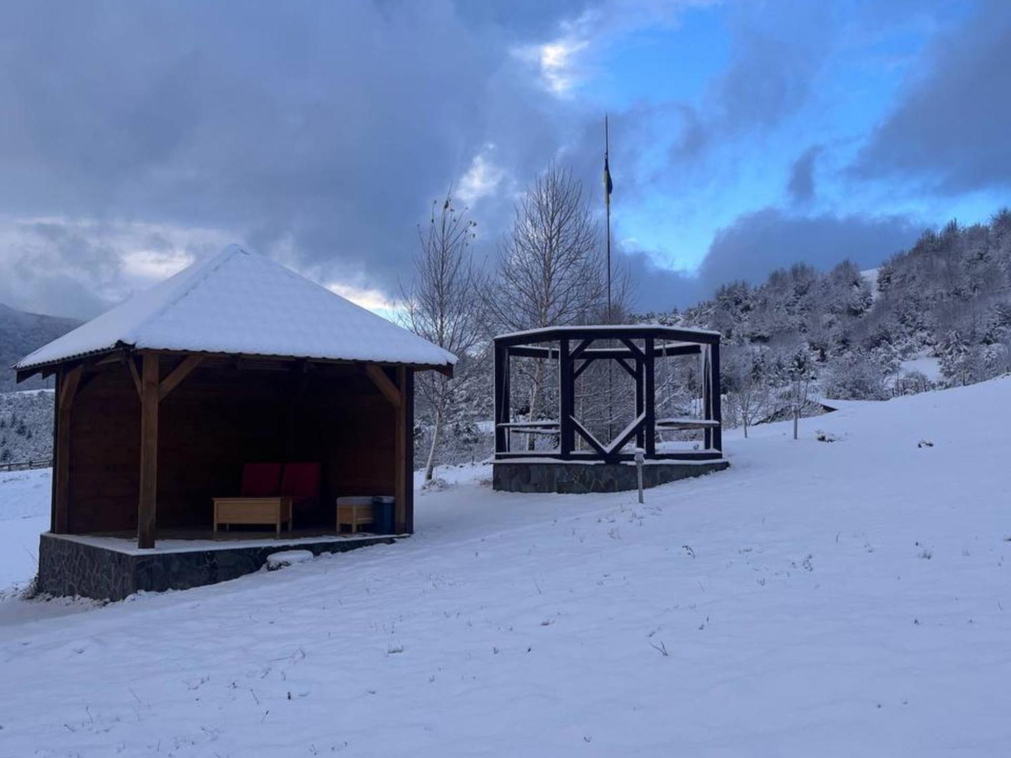 Kolochava Eco Resort エクステリア 写真