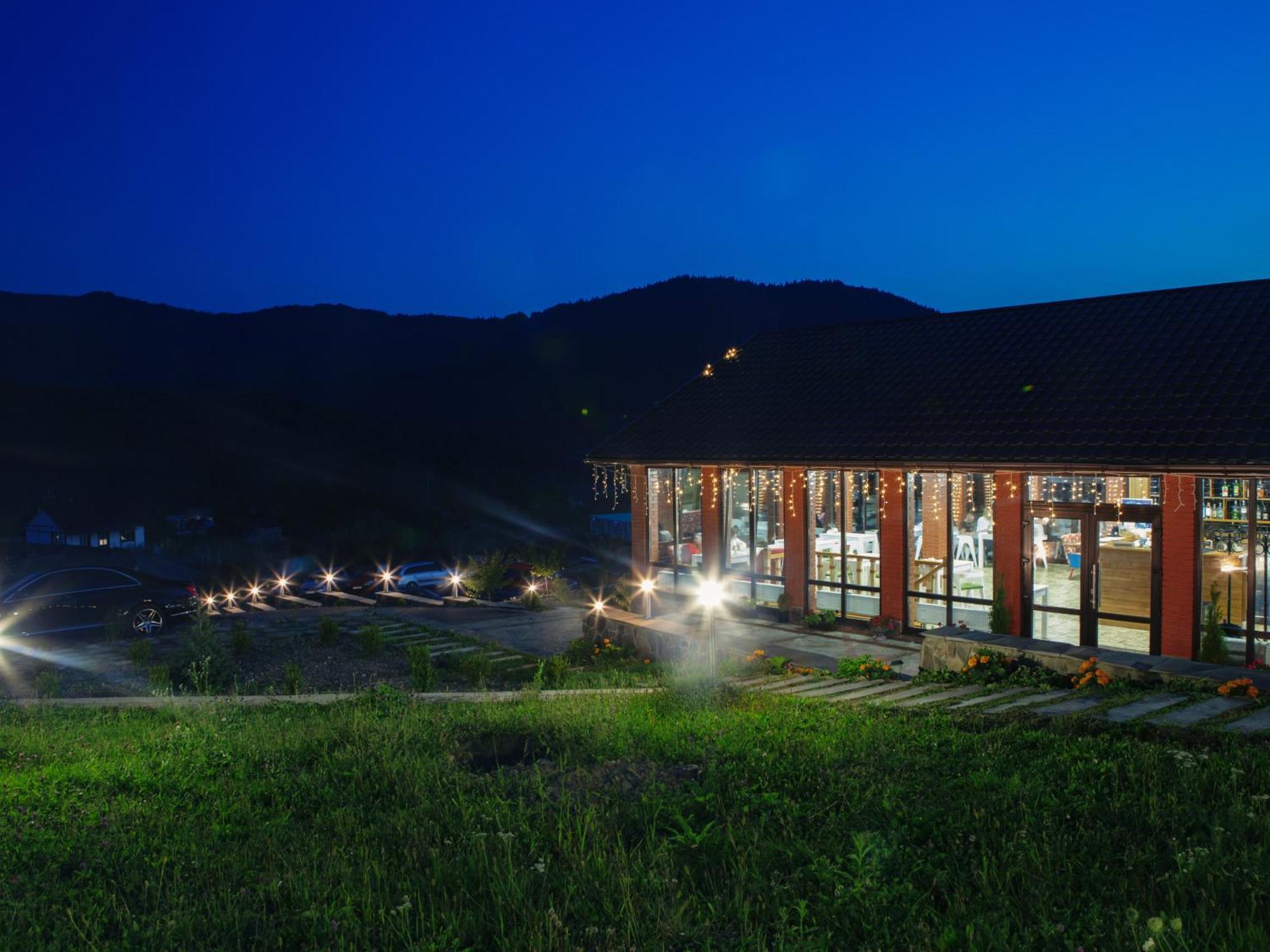 Kolochava Eco Resort エクステリア 写真
